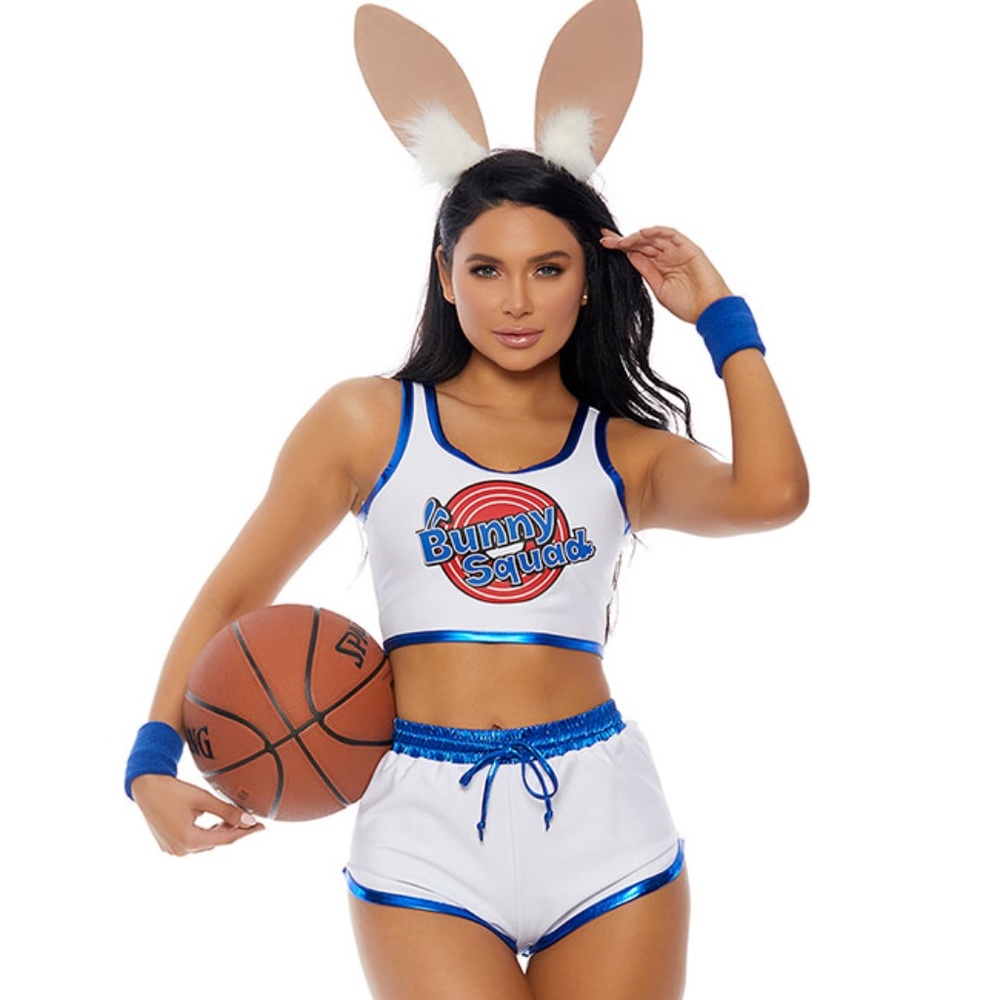 BUNNY SQUAD BALLER COSTUME - LOLA BUNNY